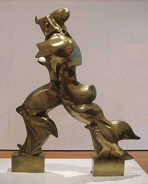 300px-'Unique_Forms_of_Continuity_in_Space',_1913_bronze_by_Umberto_Boccioni.jpg